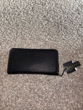 Kedzie black wallet